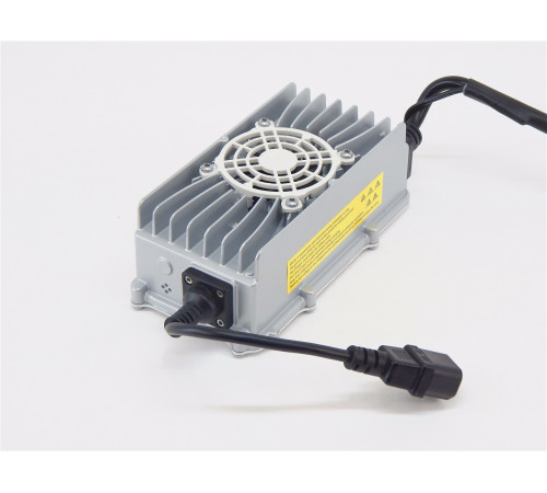 Зарядное устройство 12V/15A для CDDB-E (12V/15A CHARGER(built-out) 35206000001)